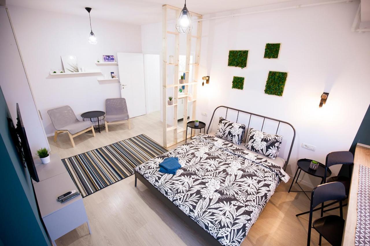 Ideal Studio Bukarest Exteriör bild